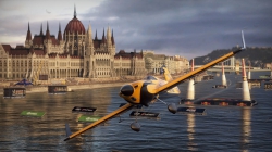 Allgemein - Mobile Game RED BULL AIR RACE – THE GAME verwandelt gamescom zum Trainingscamp